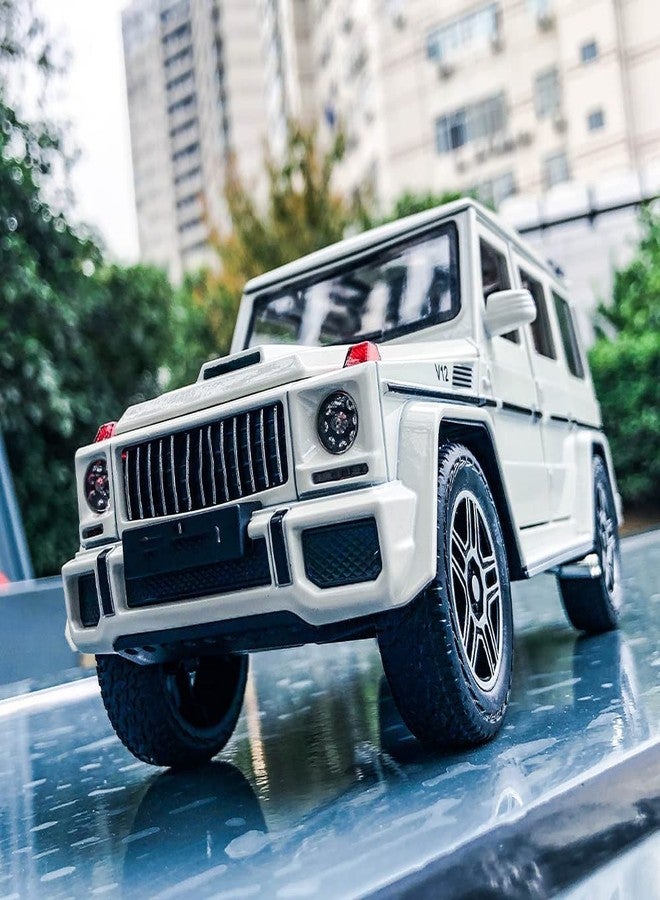 سيارة DUWOL الجديدة من نوع G Wagon بمقياس 1:24 مصنوعة من سبيكة معدنية مصبوبة، تعمل بالسحب للخلف، مزودة بأبواب قابلة للفتح وموسيقى وأصوات وأضواء، لعبة سيارة للأطفال الأولاد (أبيض) - Image 5